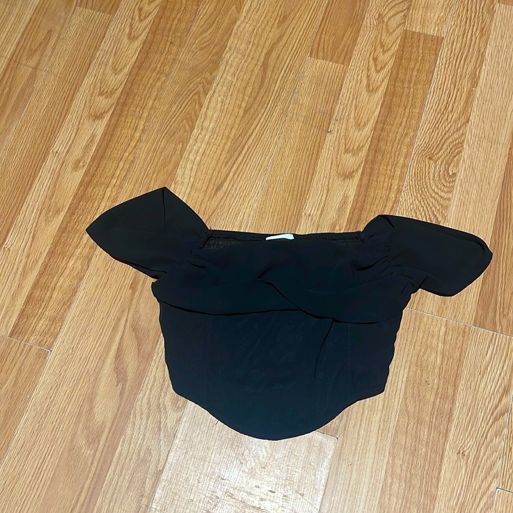 Better be shirt crop